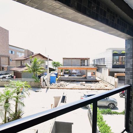 봄비나스 Residencial Melfi 3 Ap.1 Frente 아파트 외부 사진