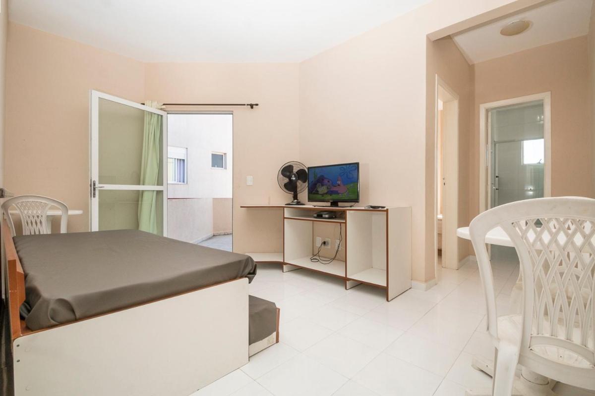 봄비나스 Residencial Melfi 3 Ap.1 Frente 아파트 외부 사진